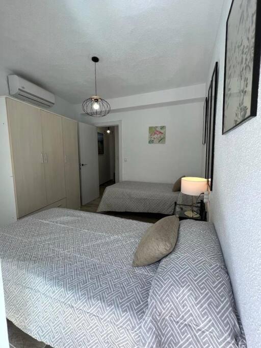Apartamento Apartamento céntrico y en primera línea de playa Benidorm Exterior foto
